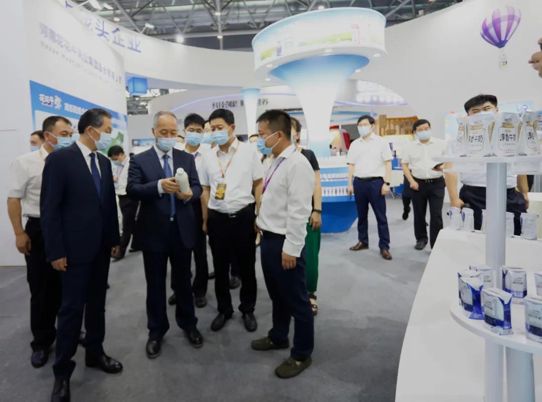第十二屆中國(guó)奶業(yè)大會(huì)、中國(guó)奶業(yè)展覽會(huì)暨2021中國(guó)奶業(yè)20強(qiáng)（D20）峰會(huì)在合肥盛大召開(kāi)